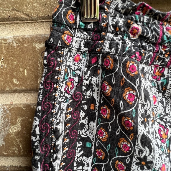 Cali 1850 Boho Style Shorts, XS - Picture 3 of 7